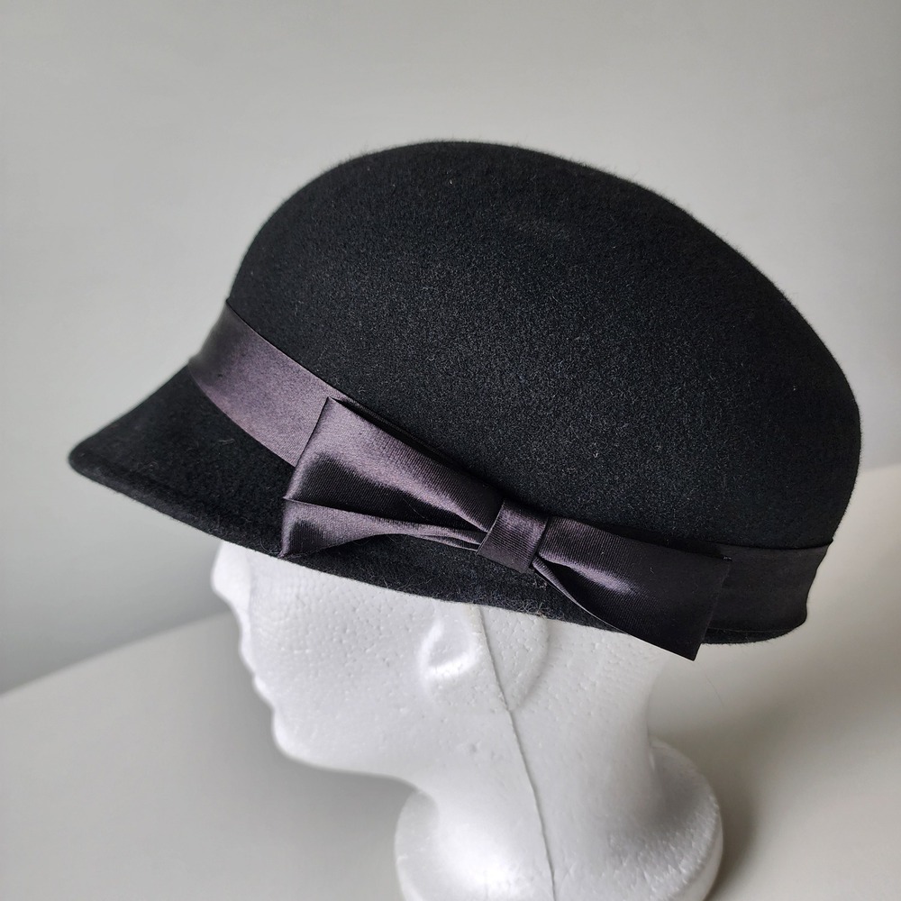 Classic Black Wool Cloche Hat with Satin Bow
